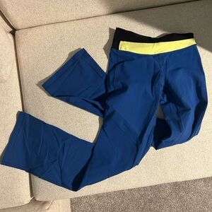 Lululemon pants size 2